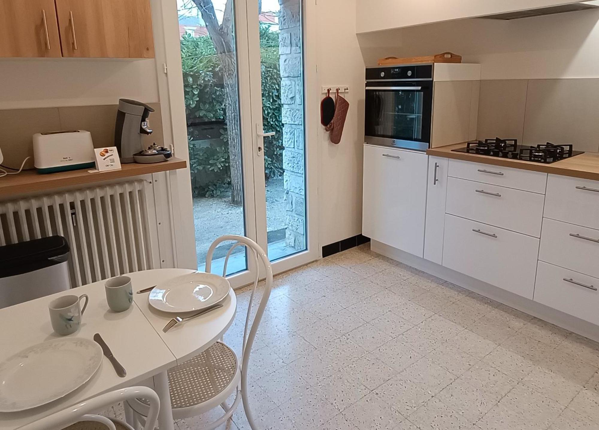 נים Grand Appartement, 2 Chambres Et Jardin מראה חיצוני תמונה